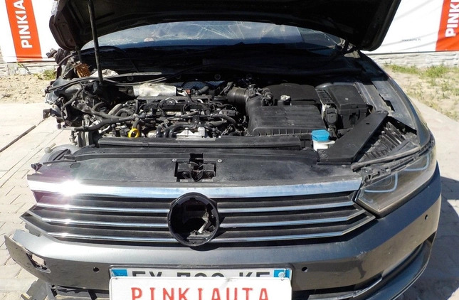 Volkswagen Passat cena 16900 przebieg: 417206, rok produkcji 2018 z Katowice małe 436